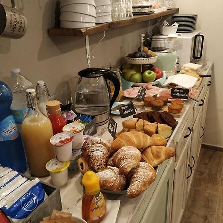 Nonna Giulina Hotel Castagnole delle Lanze Buitenkant foto